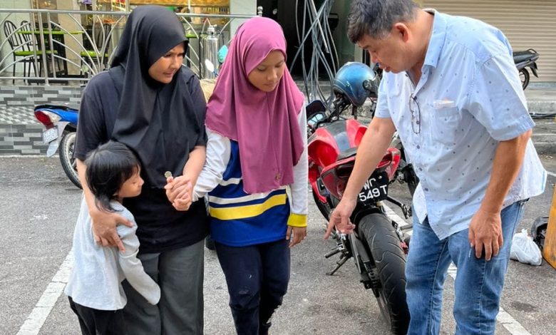 Kasut Pun Koyak