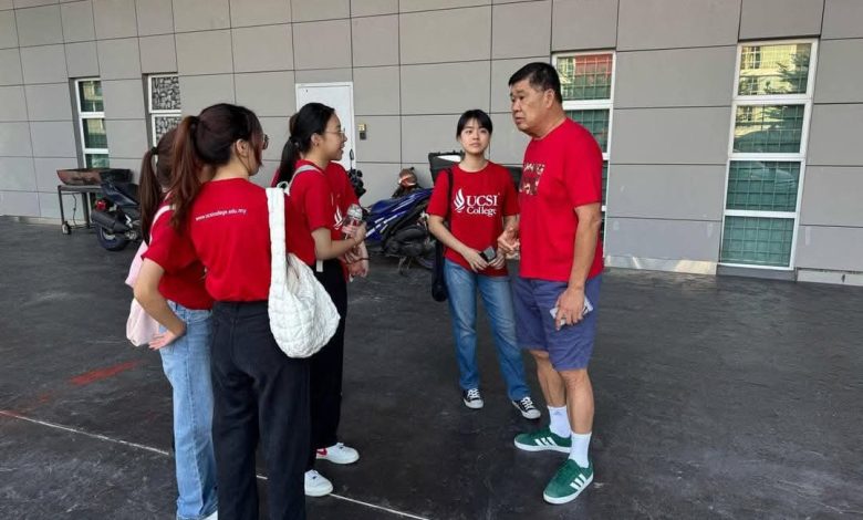 Bersama Anak-Anak Muda di UCSI